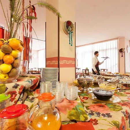 法布里尼酒店 3*