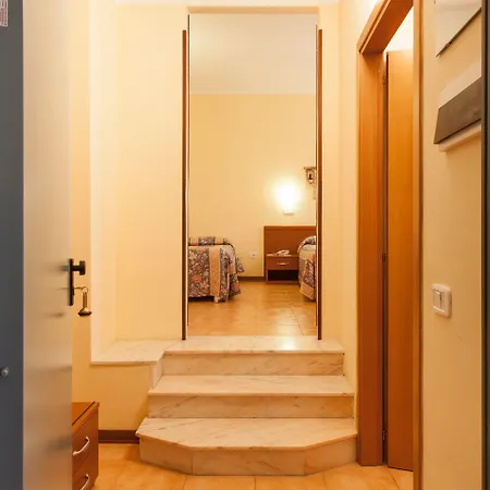 酒店 法布里尼酒店 3*